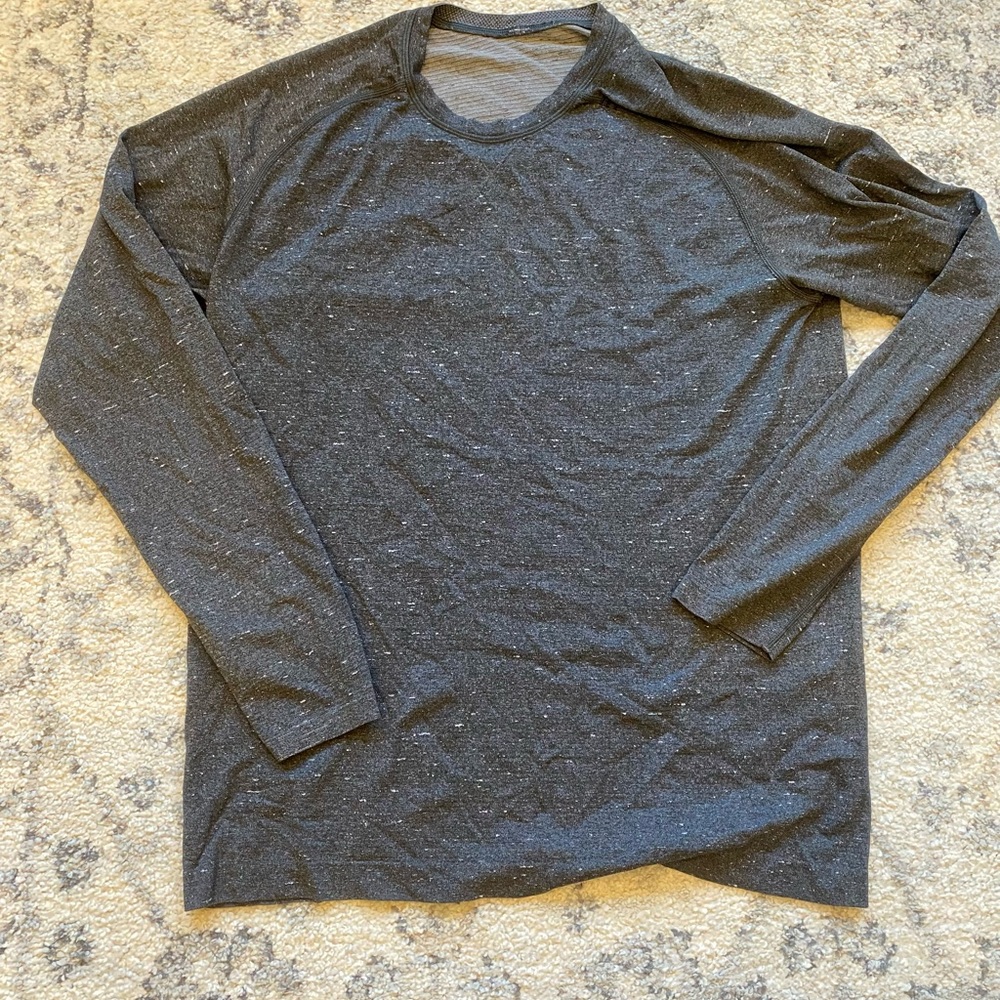 Lululemon Heathered grey long sleeve L